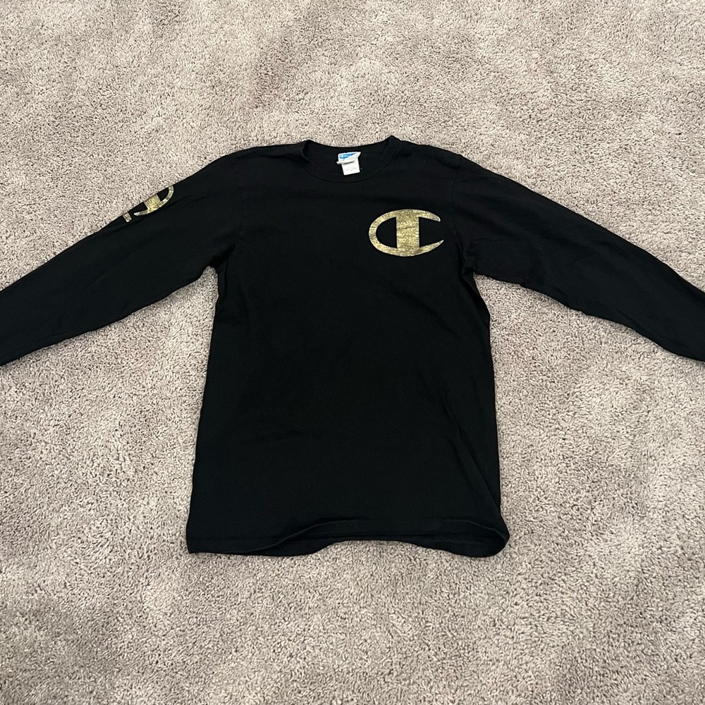 Black Champion long sleeve t-shirt